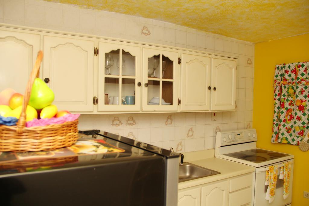 Central Oaklands Kingston Apt エクステリア 写真