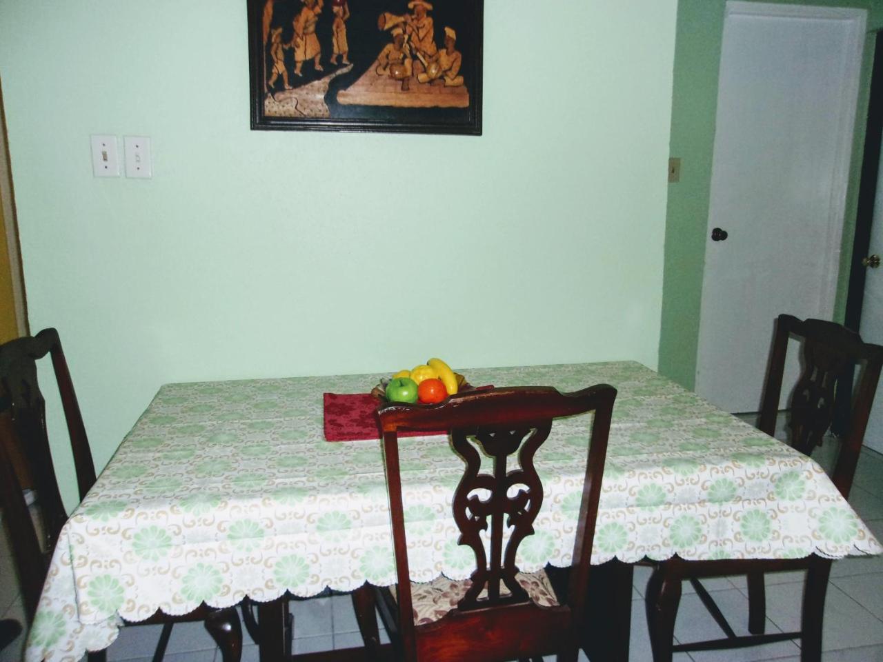 Central Oaklands Kingston Apt エクステリア 写真